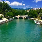 Hébergement de vacances House Crik *