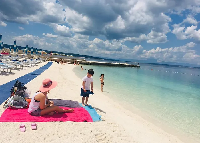 Nyaraló House Crik *