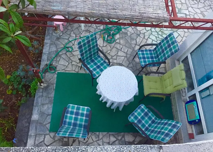 Nyaraló House Crik