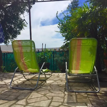 Semesterbostad House Crik *