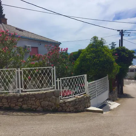 House Crik Holiday home